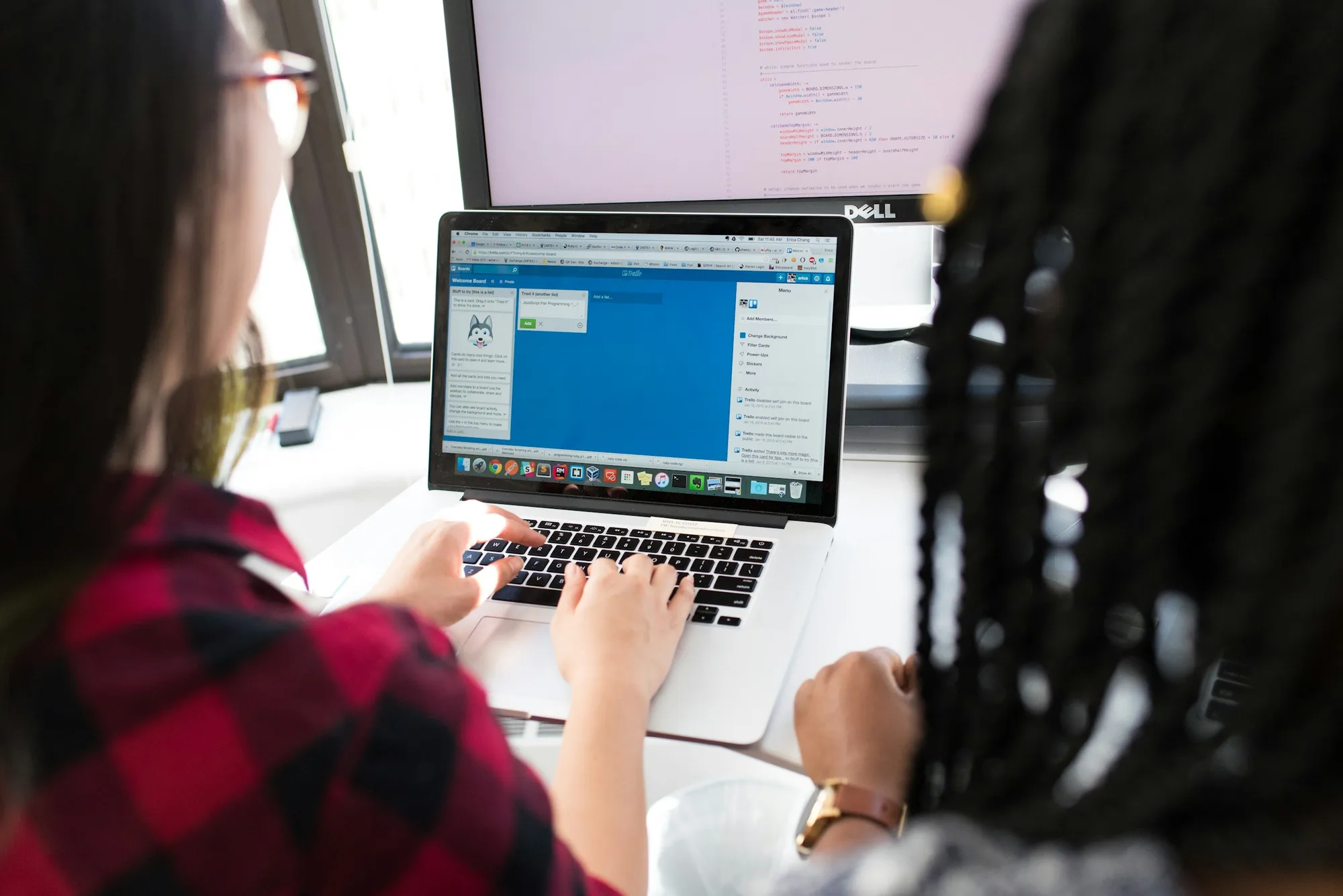 vrouw met een laptop – MVP-ontwikkelaar